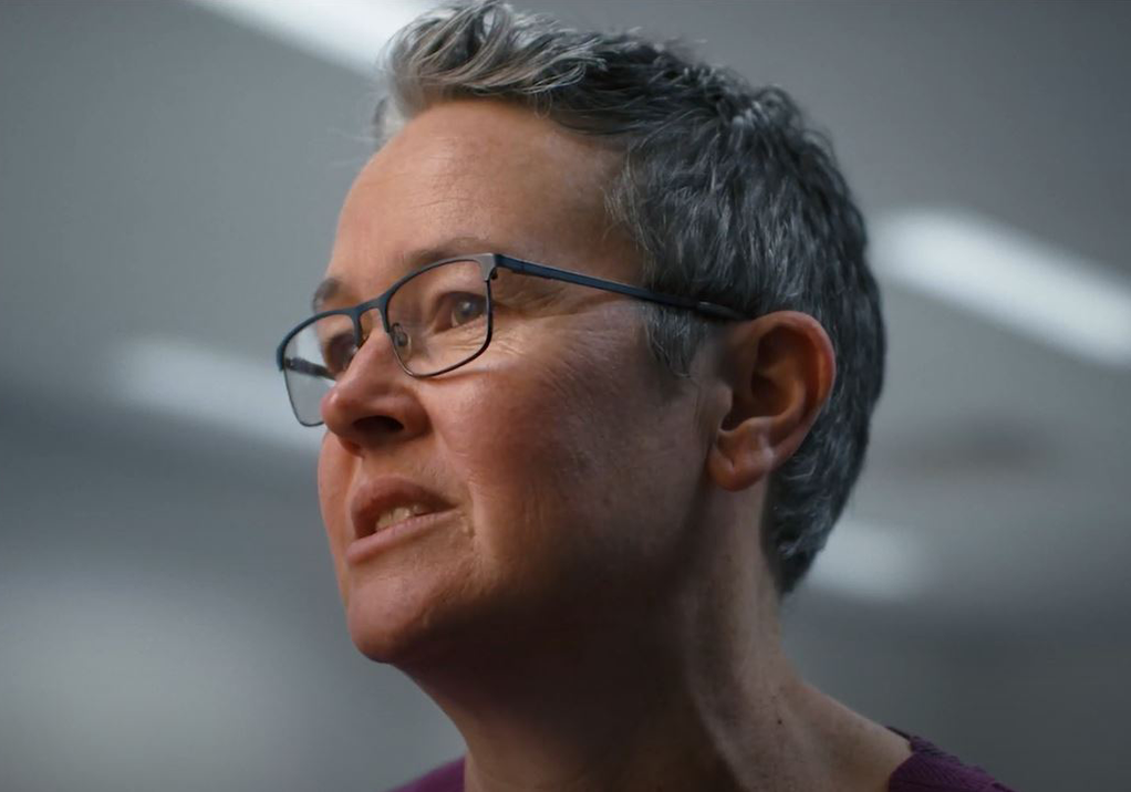 Open video modal window